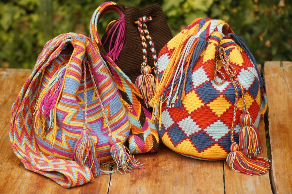 mochilas wayuu colombianas